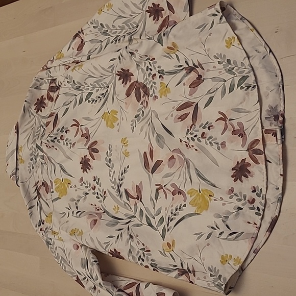 LIKE NEW Coldwater Creek Floral aprons Cotton Button Down Blouse - Picture 10 of 12